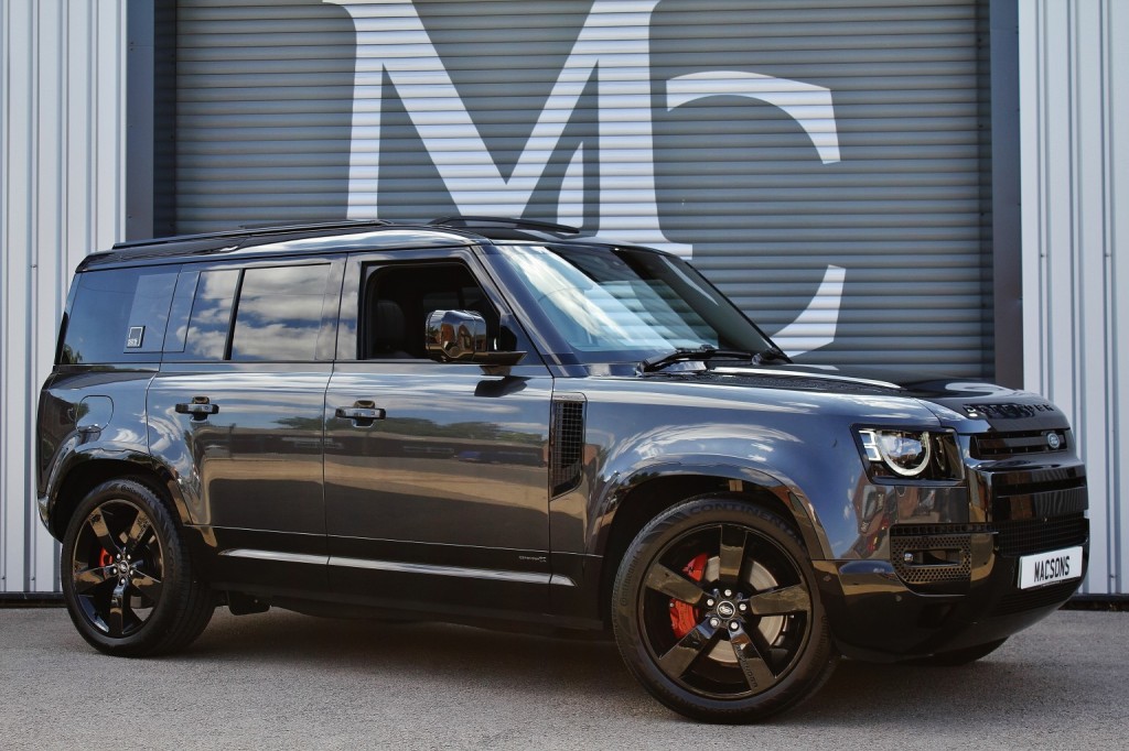 2025 Land Rover Defender 110